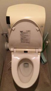 トイレのチェーンが切れたTOTO製便器