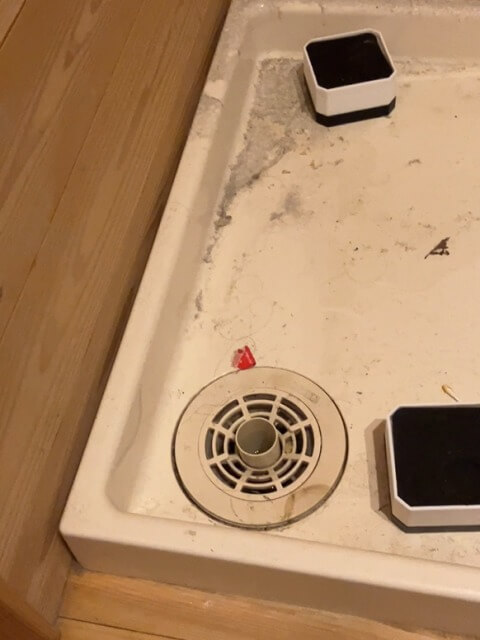 2025-11-7-Laundry-drain-clogged-10