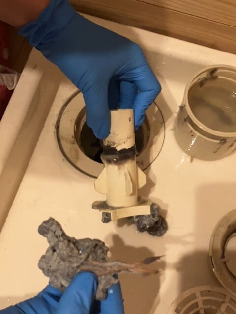 2025-11-7-Laundry-drain-clogged-17