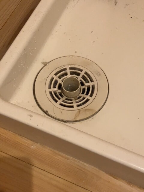 2025-11-7-Laundry-drain-clogged-6