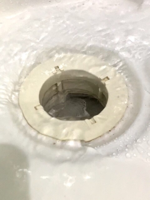 2026-1-16-shower-room-clogged-12