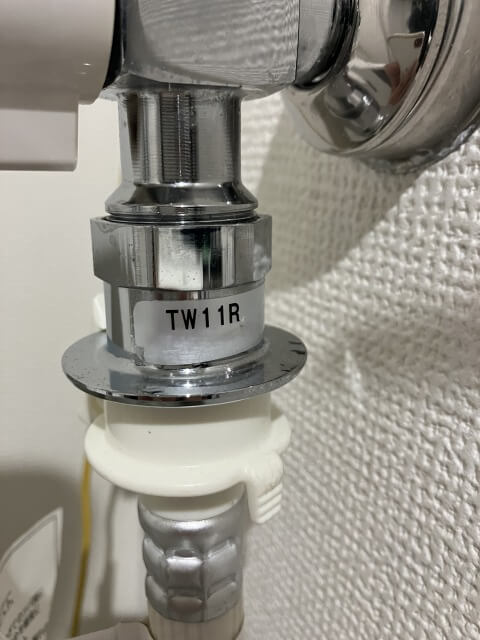 2026-3-6-change-the-direction-of-the-washing-machine-faucet-2